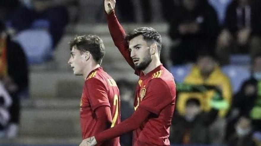 Álex Baena, convocado por la selección española sub-21.