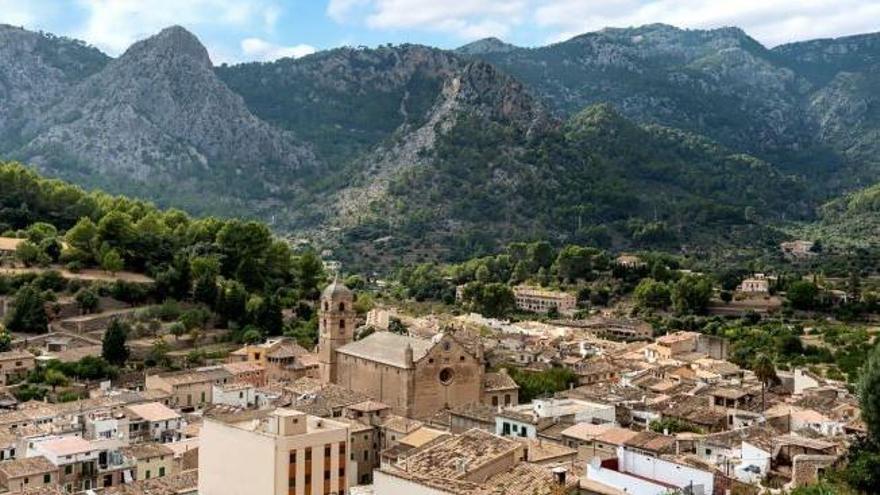 A juicio por cargar más de 85.000 euros en gastos personales a una funeraria de Mallorca