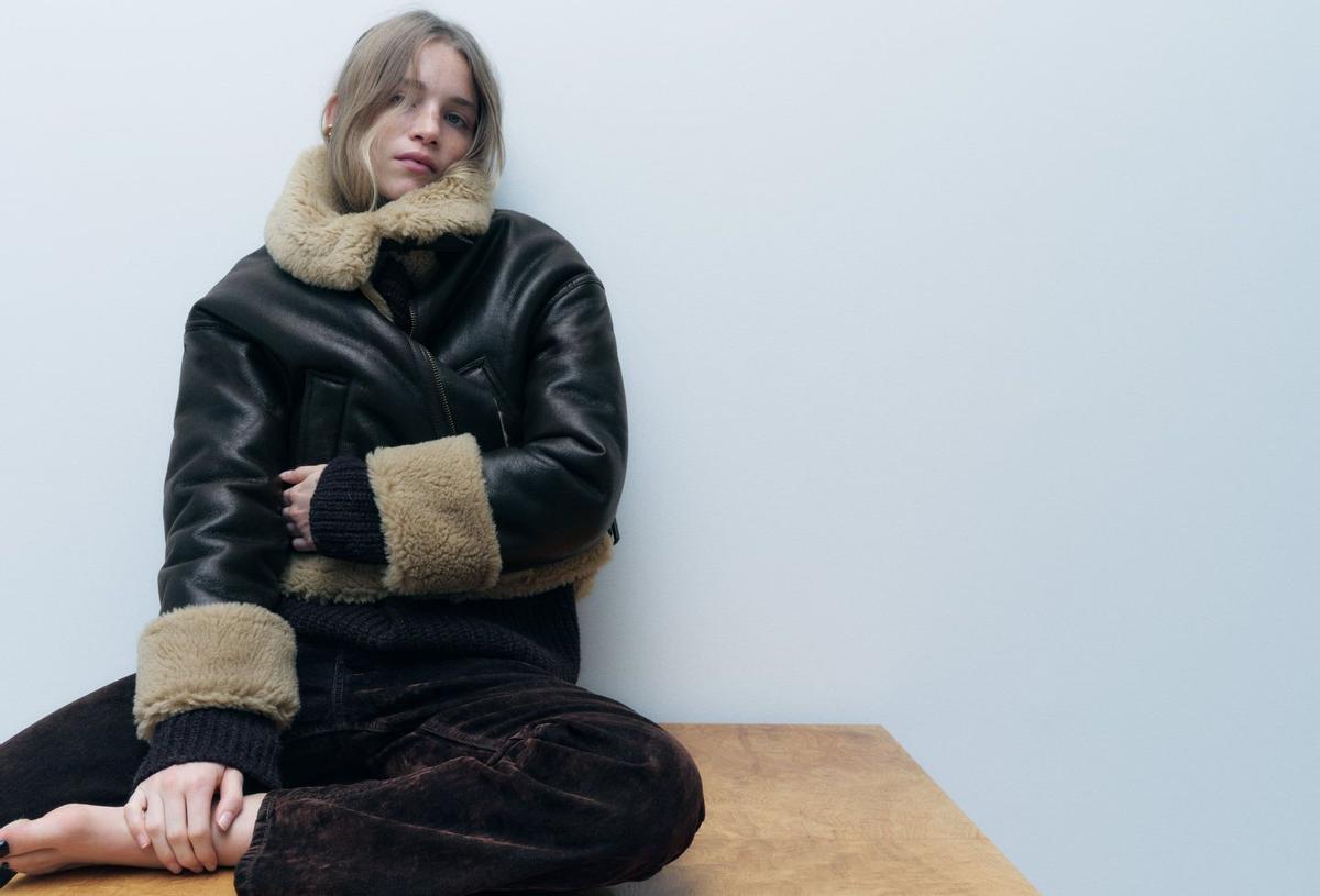 Las novedades de Zara de hoy traen abrigos perfectos para darle la bienvenida al invierno.