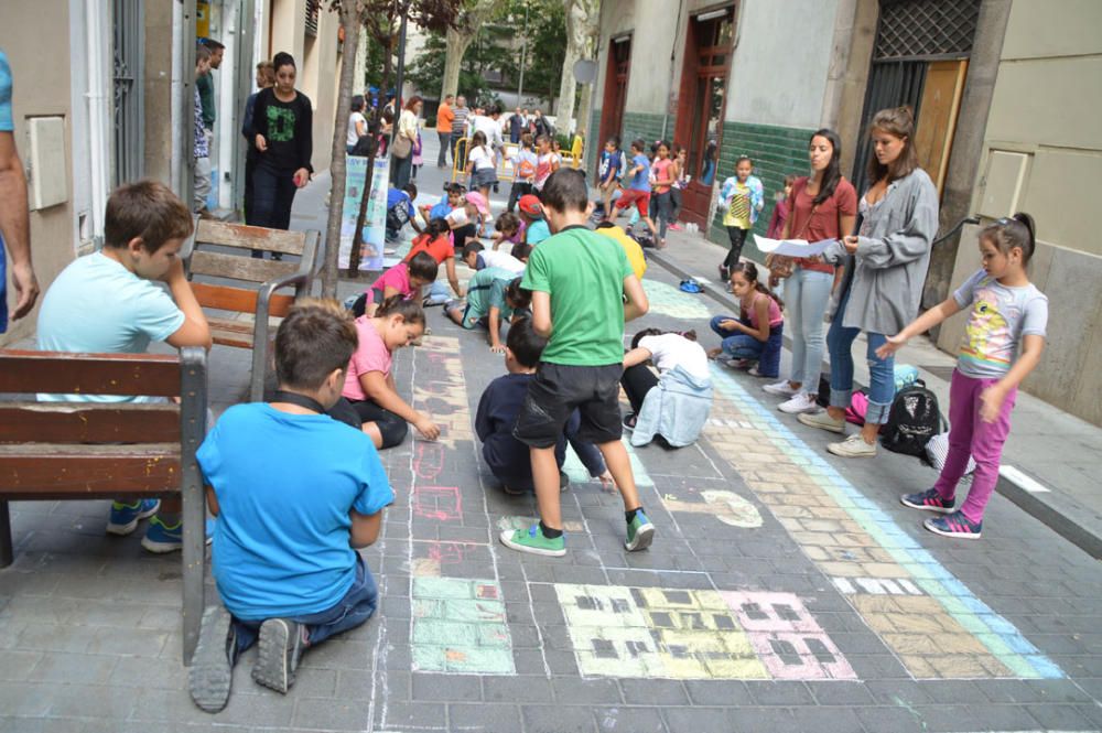 Els escolars pinten Figueres en la Setmana de la M