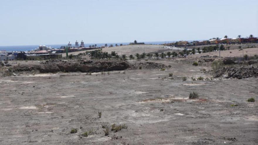 Vista de la parcela que Mercadona ha arrendado a Lopesan para instalarse en El Hornillo. | sergio pérez