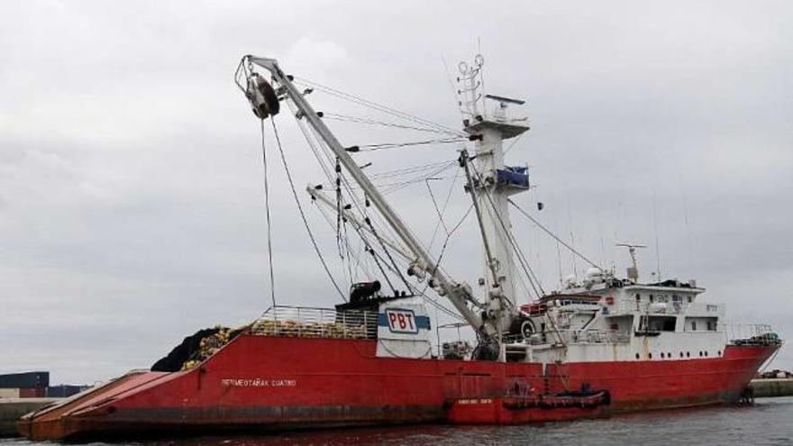 Los Atuneros Pueden Volver Ya A Costa De Marfil Tras Revocar La Ue Su Prohibicion La Opinion De A Coruna