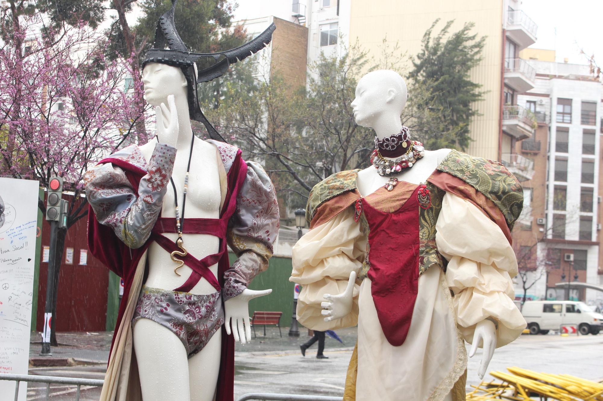 Falla y pasarela de moda sostenible de Manu Fernandez en Palleter-Erudito Orellana