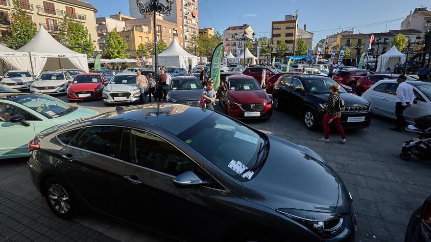 El vehículo eléctrico gana protagonismo en la Fira del Motor de Gandia