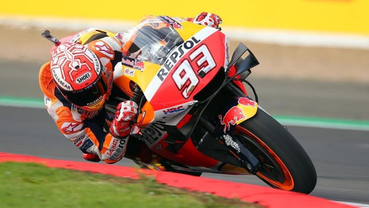 Marc Márquez (Honda) volvió a sorprender a todos hoy, en Silverstone, logrando su 'pole' nº 88 en el Mundial, récord de la historia.