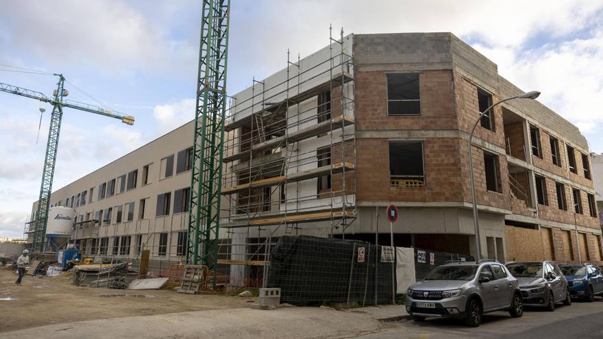 Los arquitectos advierten que el problema de la vivienda en Mallorca no se solventará si no se impulsa la pública
