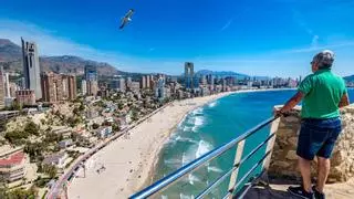 El Instituto de Calidad Turística entrega un novedoso reconocimiento medioambiental a las playas de Benidorm