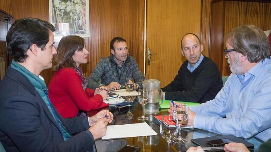 Zaragoza condena y rechaza de forma unánime la agresión mortal