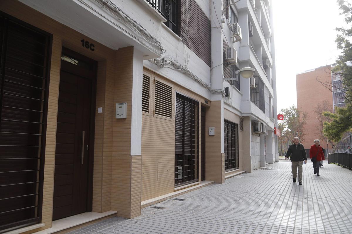 A.J.González Córdoba Antiguo bar La Libra de Ciudad Jardín pasaje Antonio Zurita convertido en apartamentos turísticos