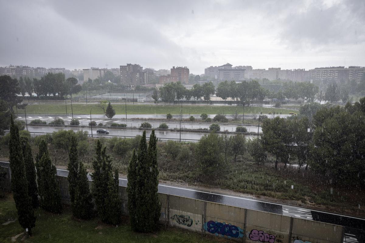 LLUVIA EN ZARAGOZA