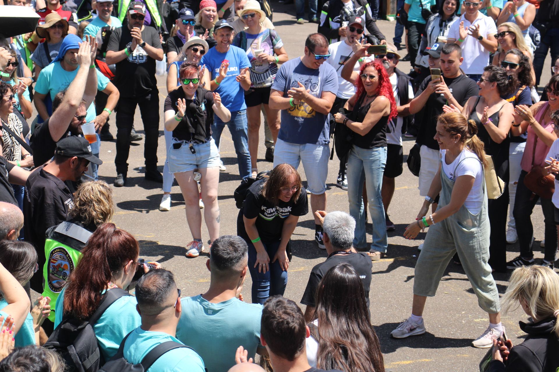 El puente despide su 31 concentración de motos con más de 15.000 participantes