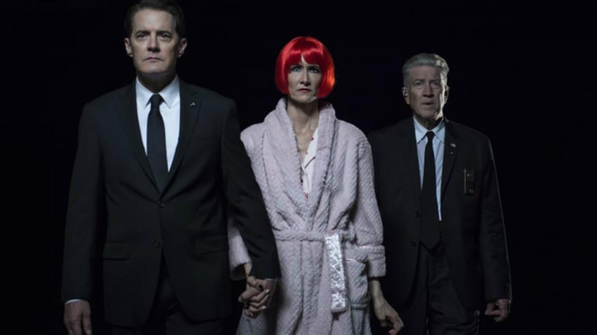 Kyle MacLachlan, Laura Dern y David Lynch, en una imagen promocional de 'Twin Peaks 3'