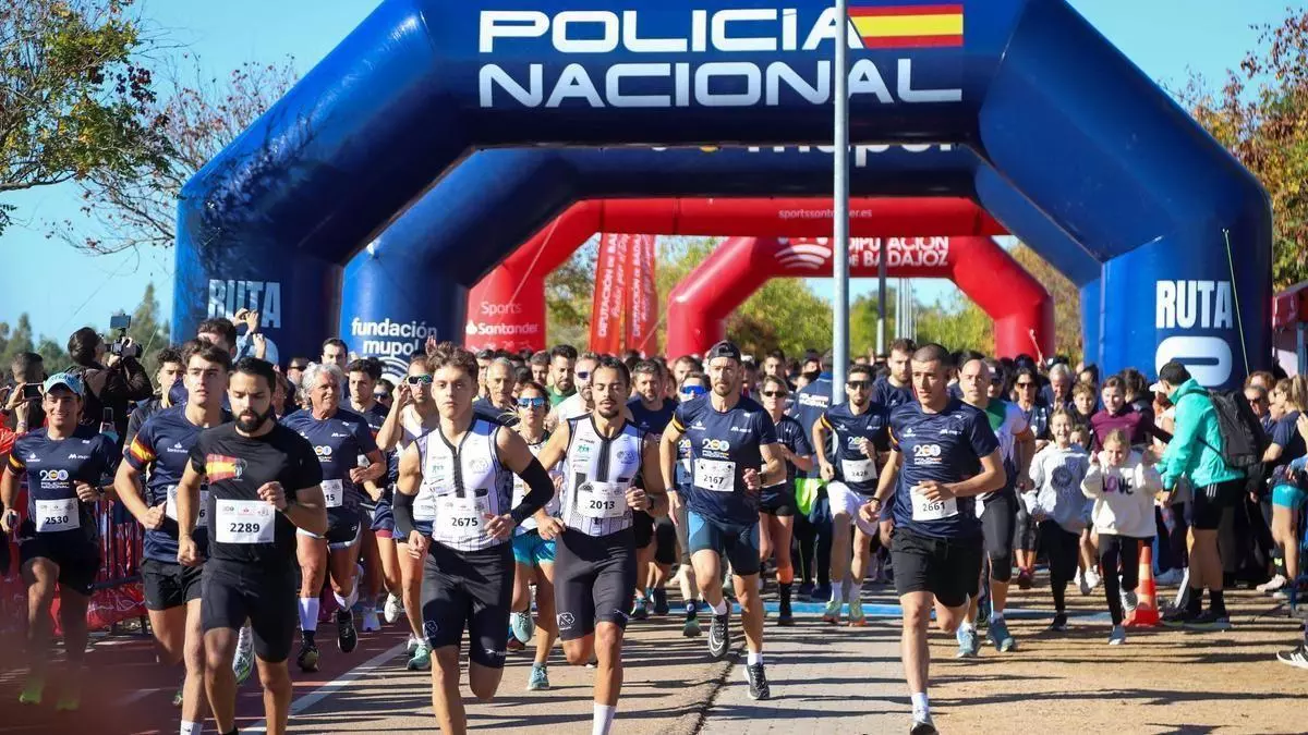 La carrera solidaria de la Policía Nacional en Badajoz se celebrará el 25 de octubre a beneficio de Adaba