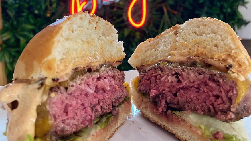 Hamburguesa del restaurante Vaquena Burger de Córdoba.