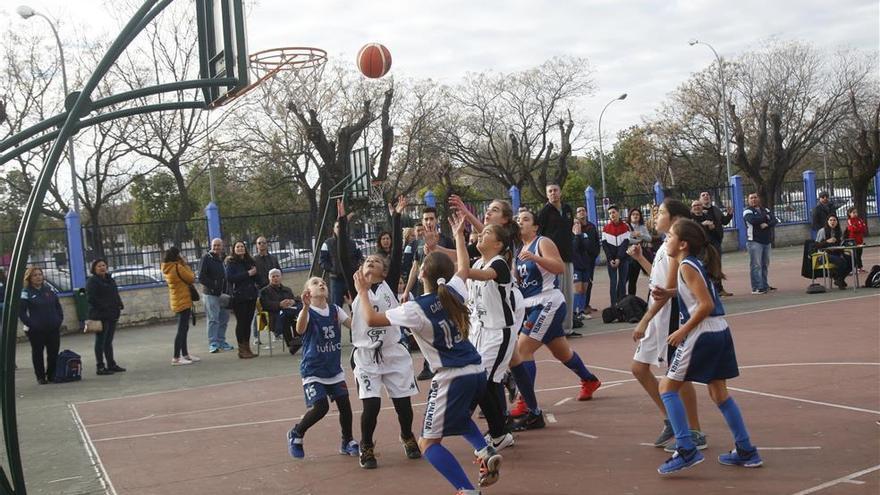 Jornada del baloncesto femenino: canastas también para ellas