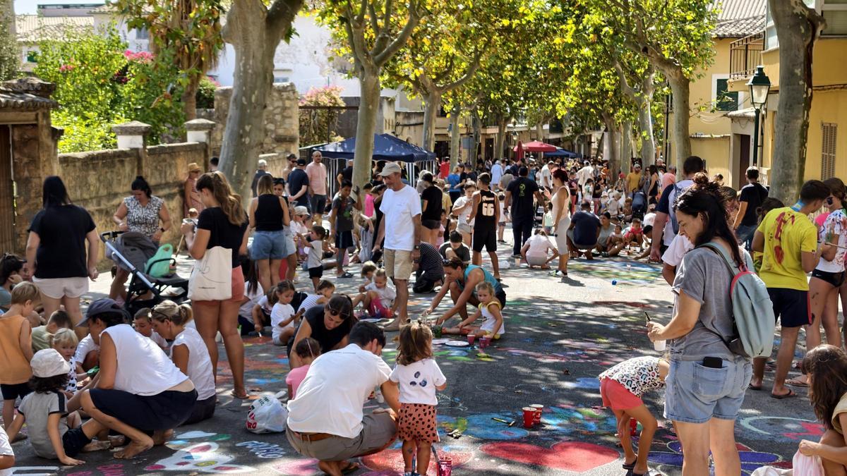 FOTOS | Las calles de Alaró se llenan de creación y color