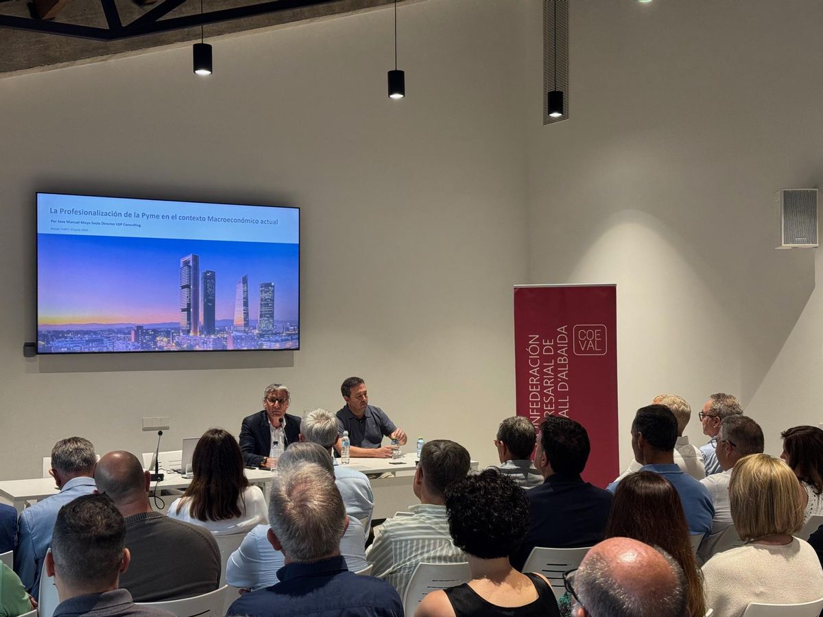 Asamblea general de la Confederación Empresarial de la Vall d'Albaida, Coeval.
