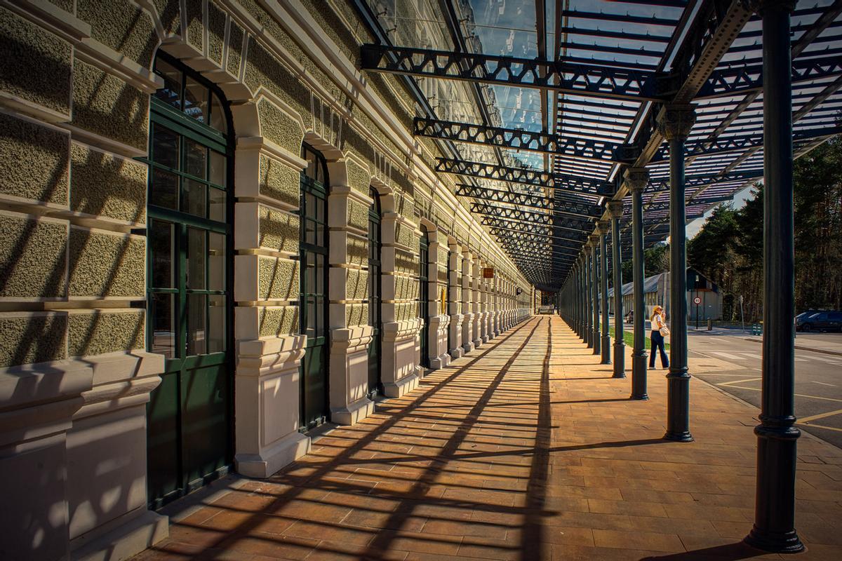Lateral de la estación de Canfranc.