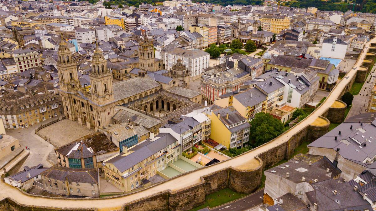 Vista aérea de la ciudad de Lugo.