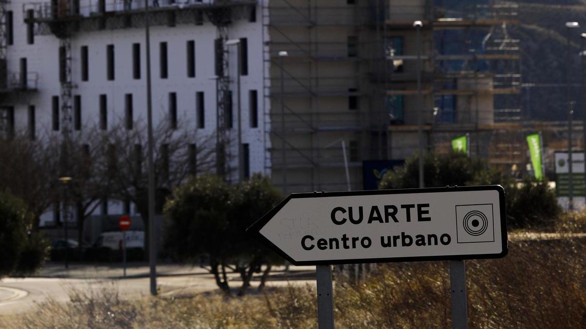 Un bloque de edificios en construcción en Cuarte de Huerva