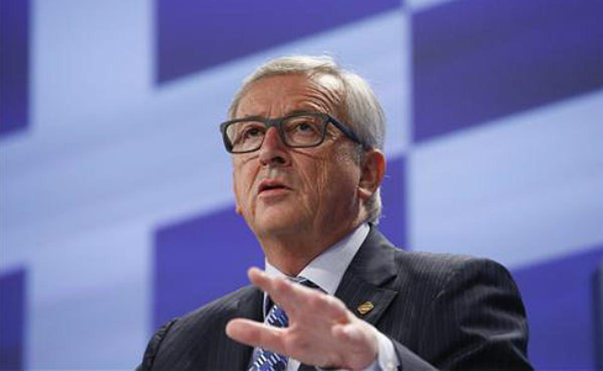 El president de la Comissió Europea, Jean-Claude Juncker, ha sortit dilluns al matí en roda de premsa apel·lant directament els grecs perquè votin sí el 5 de juliol al referèndum convocat pel primer ministre Alexis Tsipras.