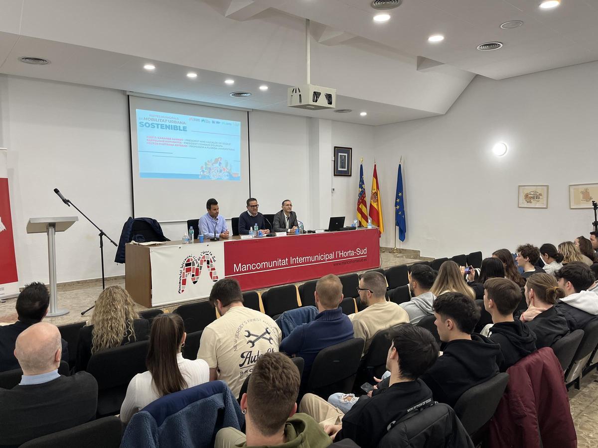 El presidente de a Mancomunitat, José F. Cabanes.