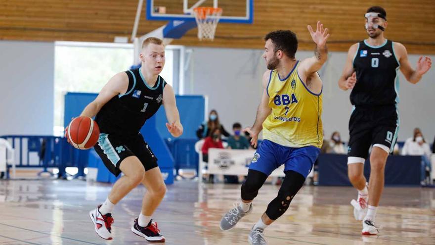 El CB Sant Antoni se ha clasificado para disputar la fase de ascenso a la LEB Plata, tras ganar en el partido decisivo al BBA Castelldefels por 95-67