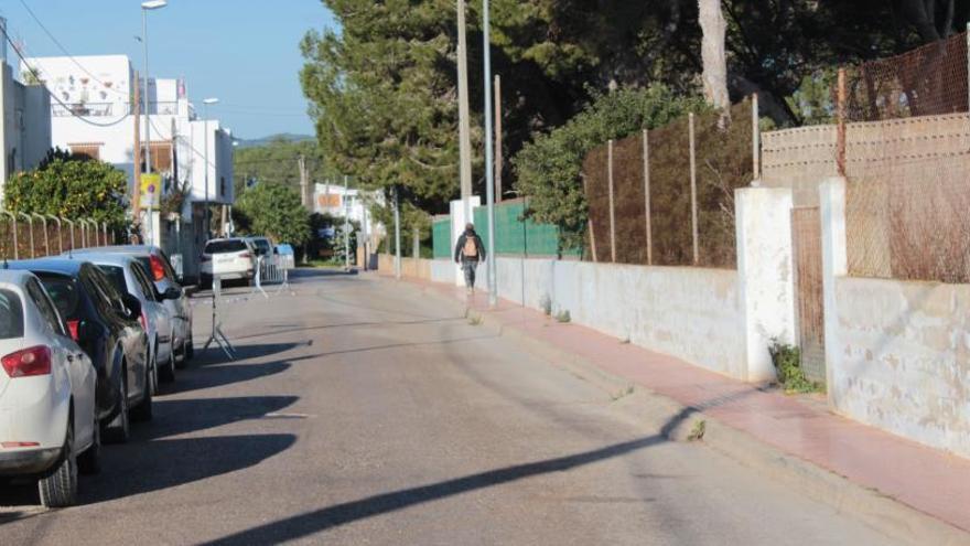 Imagen de una de las calles de es Canar en las que se realizarán las obras.