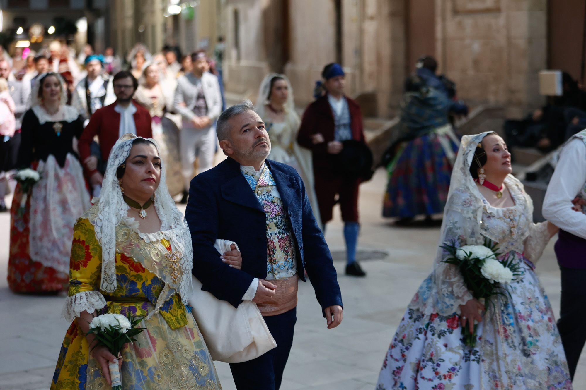 Todas las fotos de la Ofrenda del 17 de marzo entre las 18:00 y las 19:00 horas por la calle San Vicente