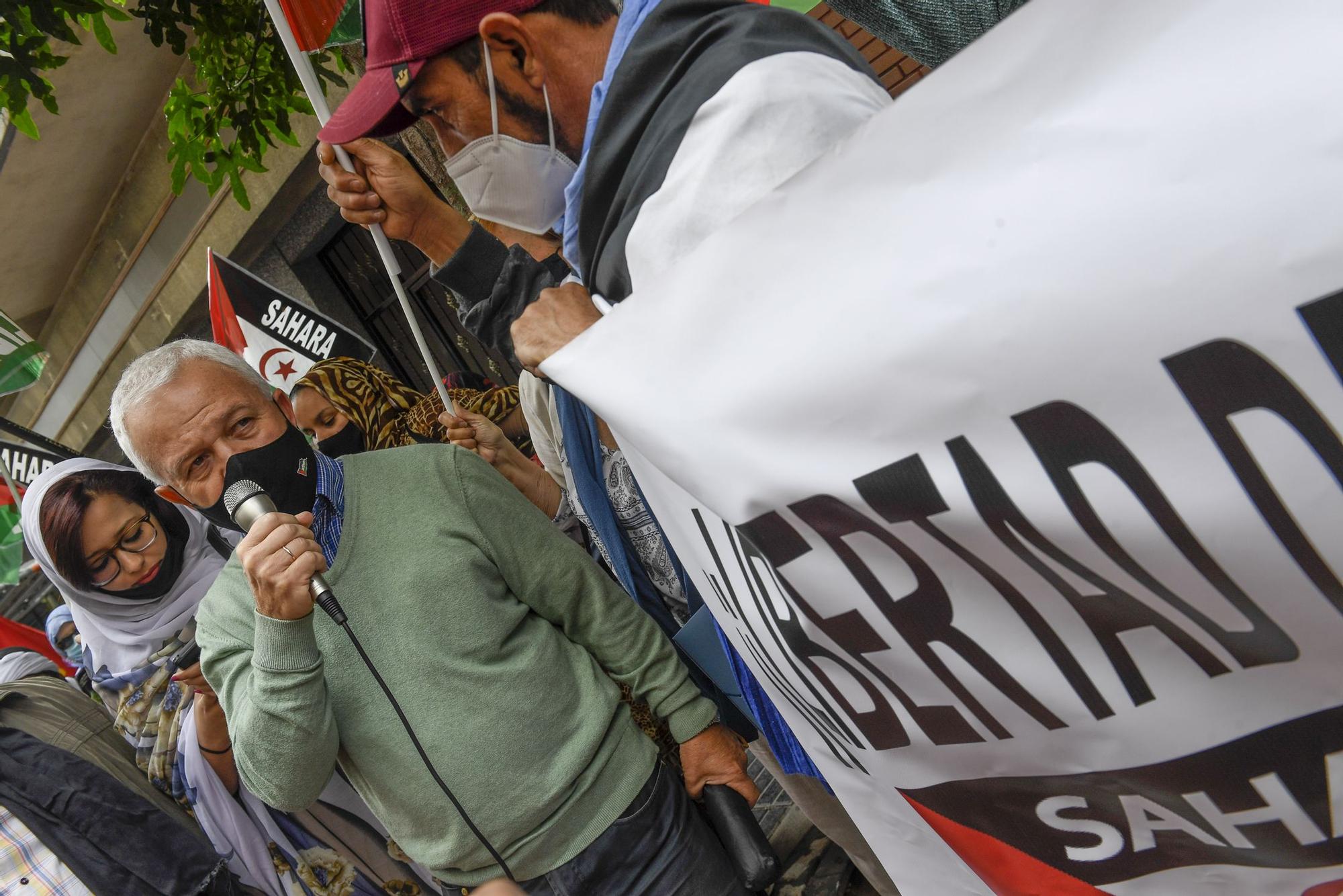 Manifestación de saharauis frente al Consulado de Marruecos