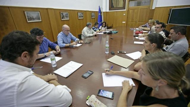 Una de las muchas reuniones celebradas para negociar la RPT. | BERNABÉ