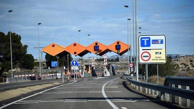 Fomento inicia los trámites para la reversión de la AP-2 entre Zaragoza y El Vendrell en agosto del 2021