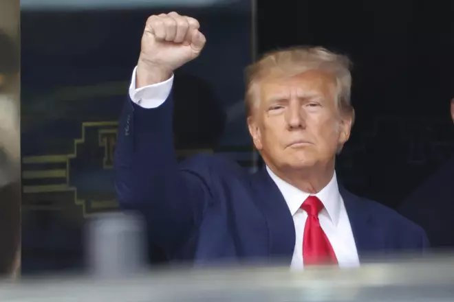 Superman les ha salido rana a los MAGA