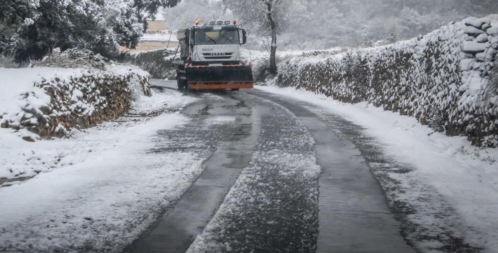 La nieve vuelve de nuevo a l'Alcoià y El Comtat