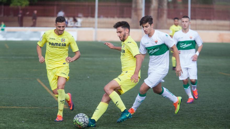 El Elche planta cara al líder Villarreal (2-2)