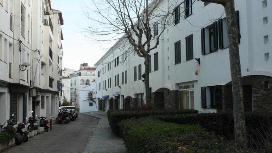 A Cadaqués és difícil trobar un lloguer assequible anual.