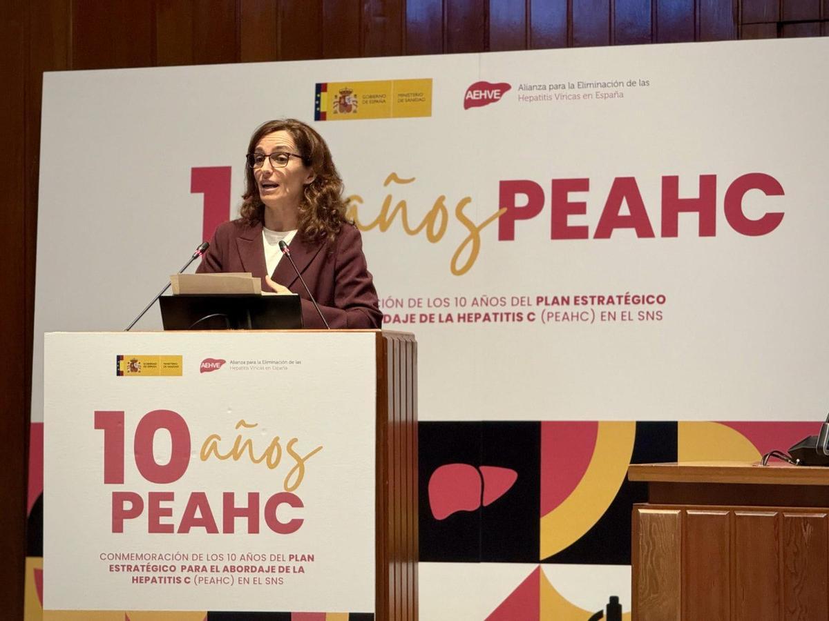 La ministra Mónica García, en las jornadas celebradas en Sanidad sobre la hepatitis C