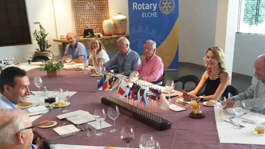 El Rotary Club de Elche pretende crear un centro para la promoción del empleo