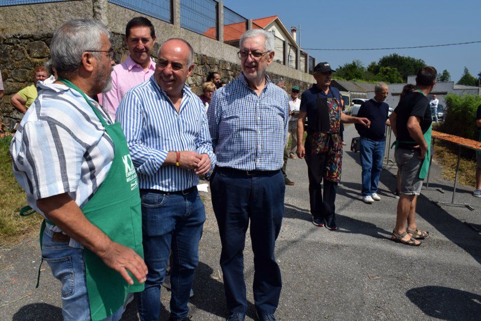 Asistentes a la Festa da Empanada de Millo de Cordeiro.
