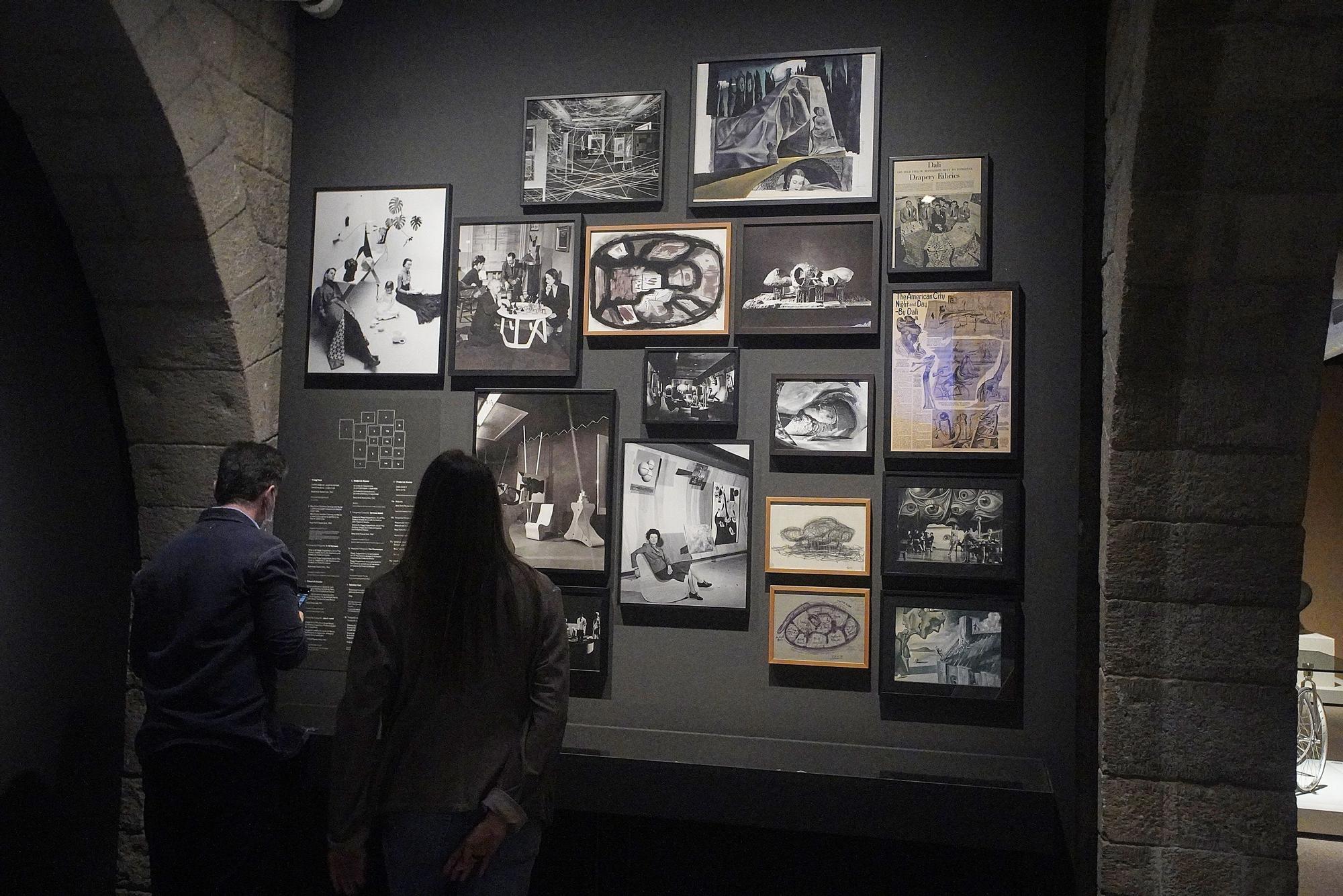 El joc de seducció entre el disseny i el surrealisme arriba al CaixaForum