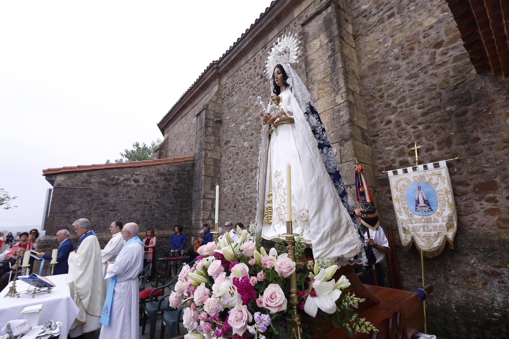 EN IMÁGENES: Así fueron los 95 besos de Abel y Mihaela en el tradicional "Rito de Puchero" de La Luz