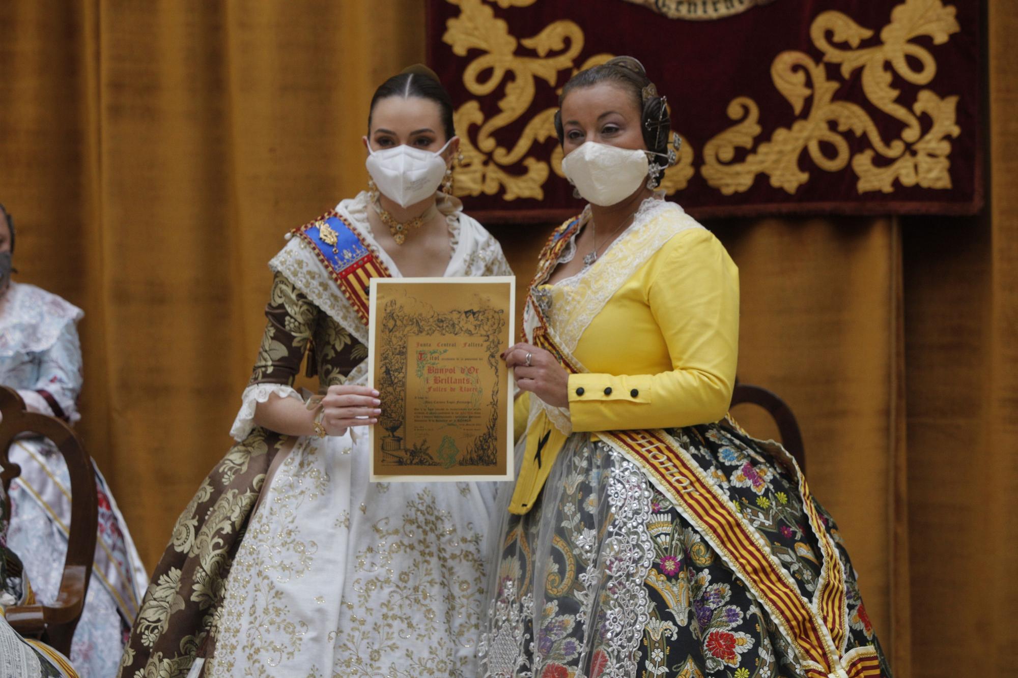 Las dos sesiones de homenaje de "brillants" en las fallas de Jesús