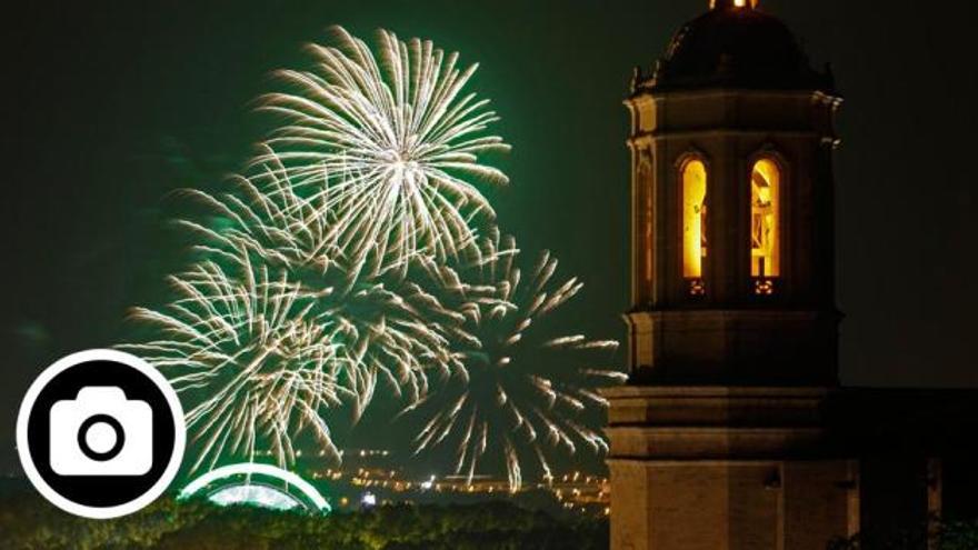 El castell de focs acomiada les Fires de Sant Narcís