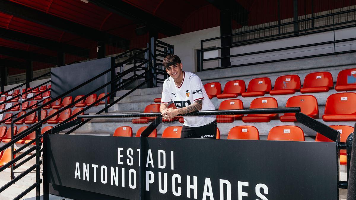 Víctor Júnior confirma sus intenciones con el primer equipo del Valencia CF
