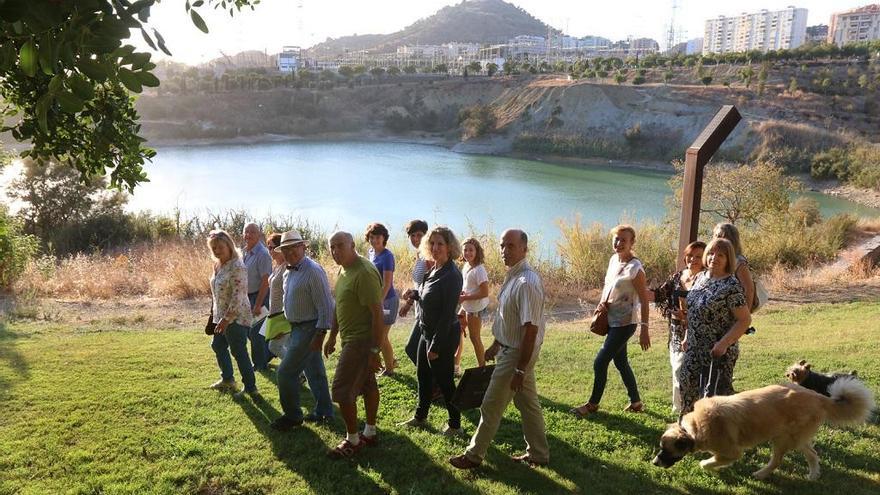 Miembros de la plataforma Salvar la Laguna de la Barrera, en 2016.