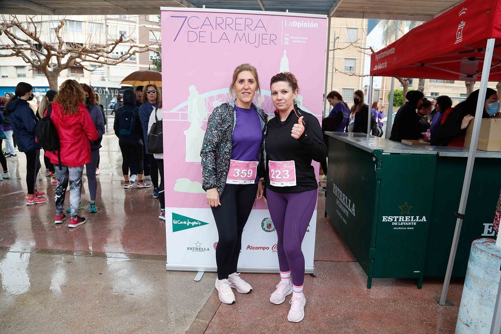 Carrera de la Mujer Murcia 2022: las participantes posan en el photocall