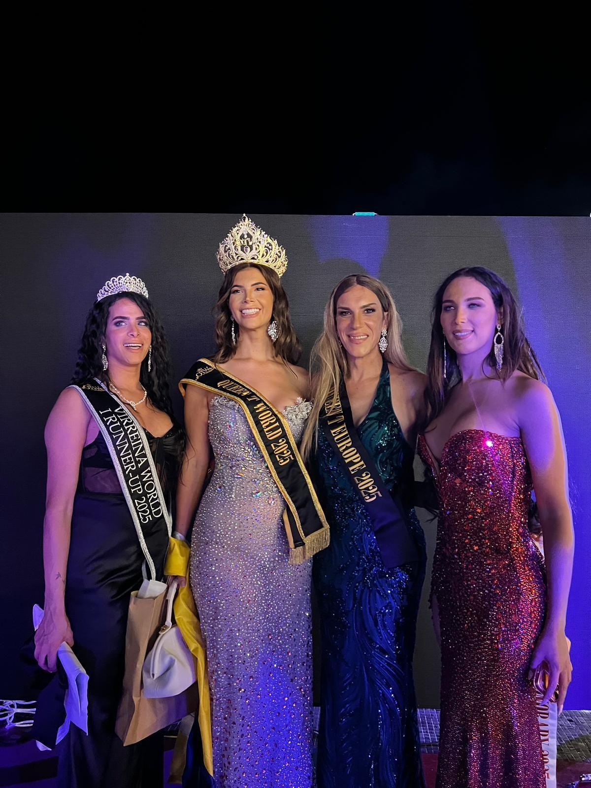 Daniela Vallejo, con la banda de Miss Europa, junto al resto de premiadas en este certamen mundial