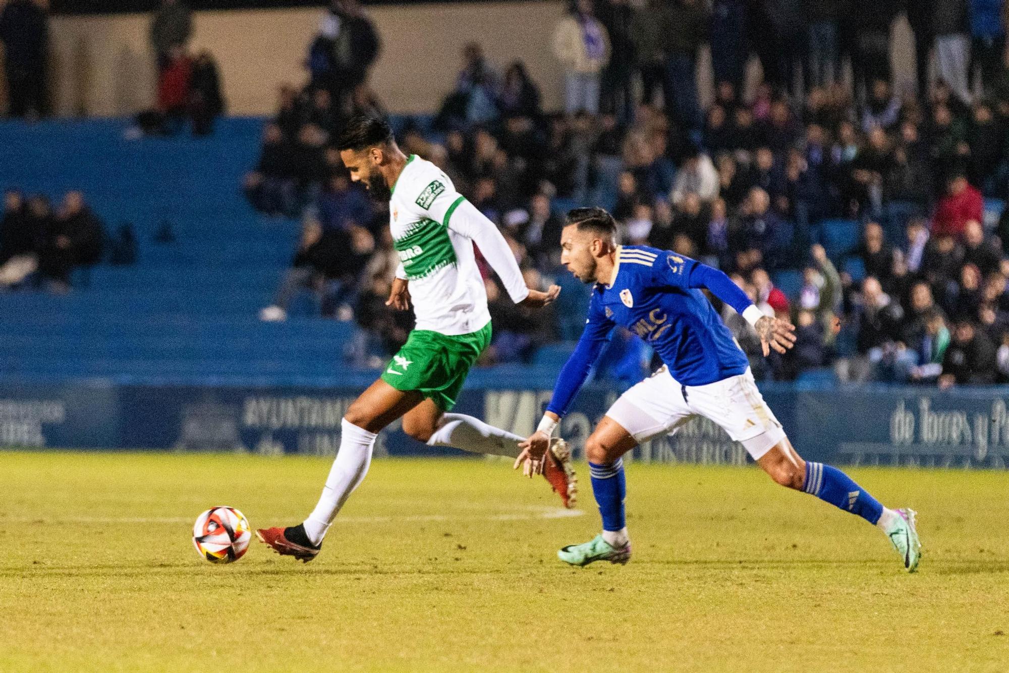 Linares - Elche: las imágenes del partido