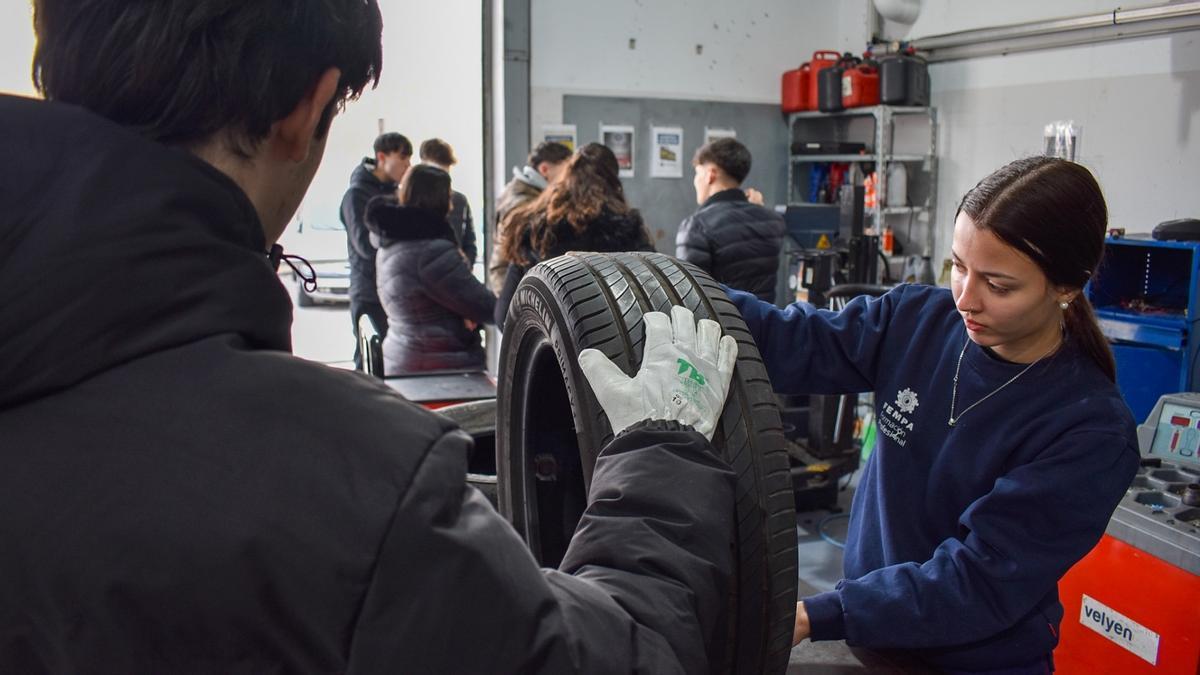 El talento cualificado que necesitan las empresas se forma hoy en FEMPA.