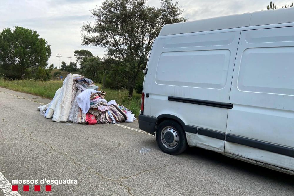 Denuncien nou transportistes que circulaven sobrecarregats a Llagostera